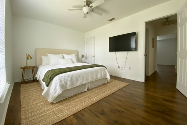 Building Photo - 953 Co Rd 3351