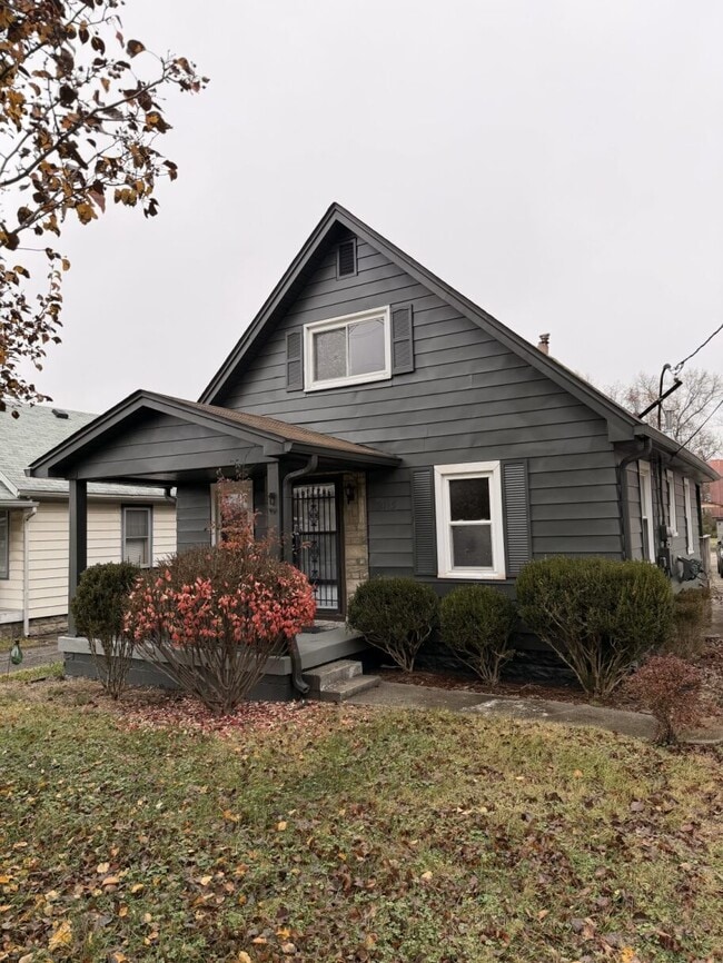 Building Photo - 2115 Palatka Rd