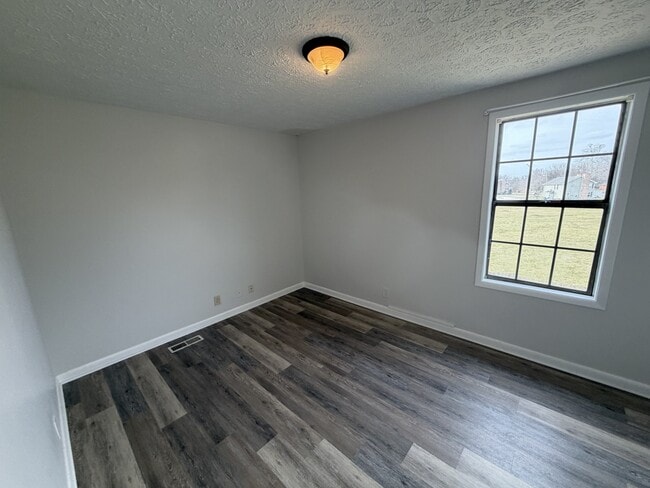 Photo - 2444 Fairbrook Dr