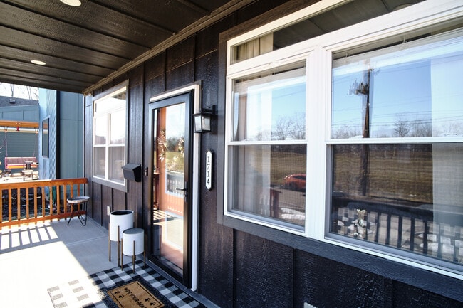 Photo - 1714 Milburn St