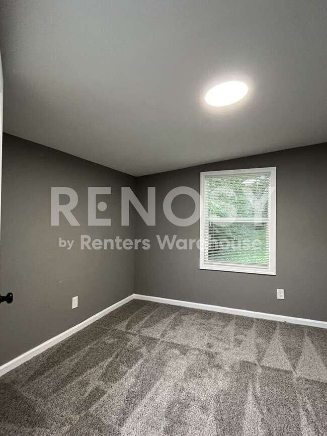 Photo - Cozy Rehabbed 4 Bed, 2 Bath with New Appliances in KCMO!