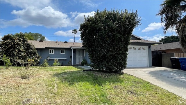 Building Photo - 18704 Marimba St Rental