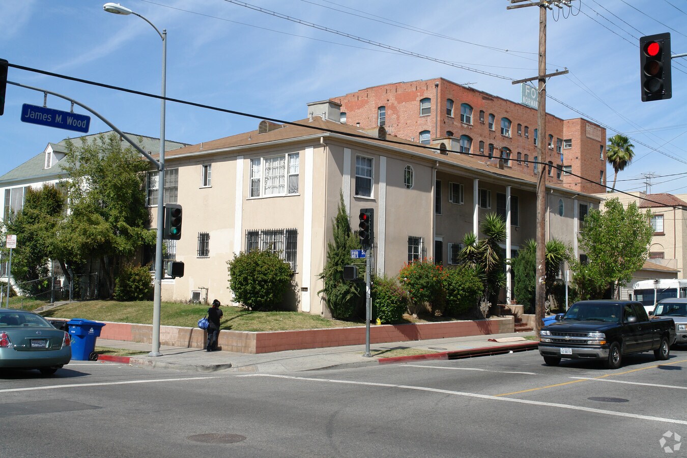Photo - 3219-3221 James M Wood Blvd Apartments