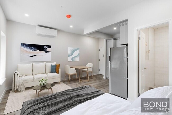 Building Photo - 317 W 48th St Unit 4F Rental