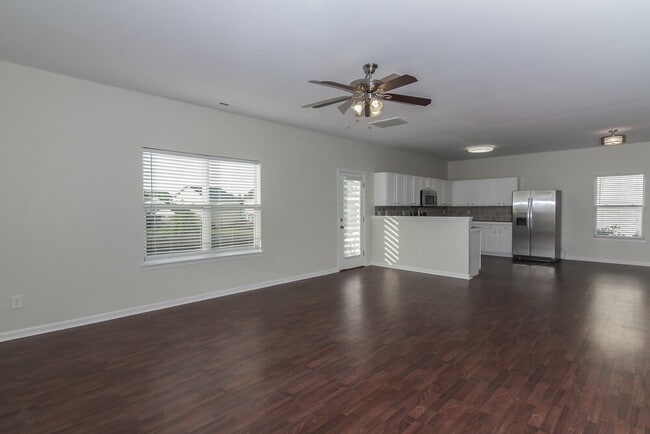 Photo - 15134 De Havilland Dr