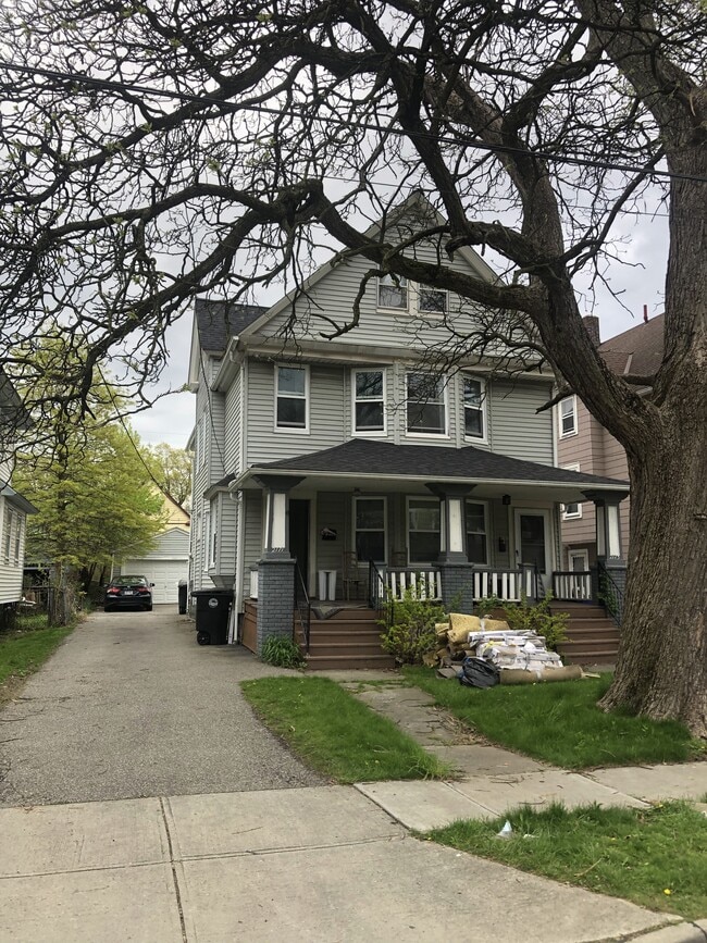 Building Photo - 2171 W 101st St