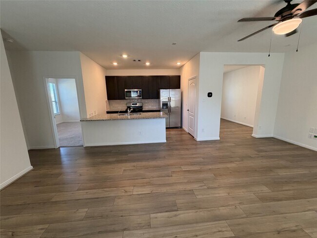 Photo - 2877 Grand Anse Dr