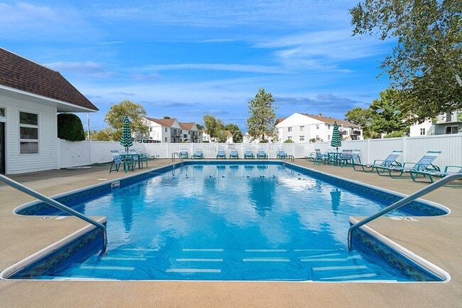 Photo - Village at Marshfield