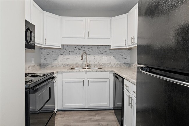 Photo - Orleans Apartments