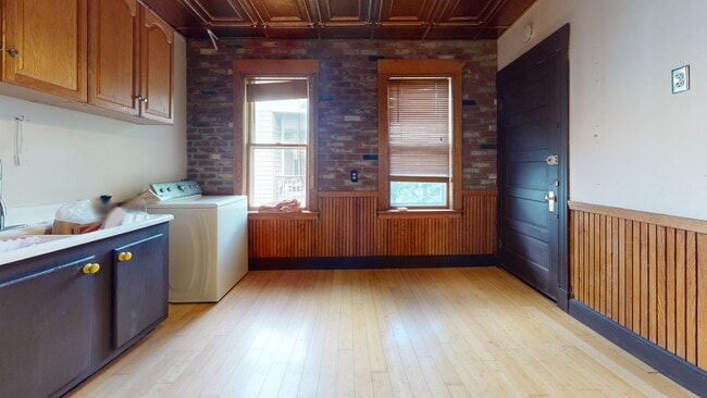 Photo - 12 Forest Hills St