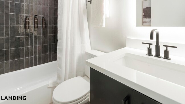 Photo - 1550 Clarendon Blvd Unidad 613