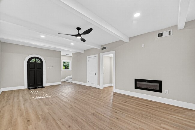 Photo - 1821 Harold St