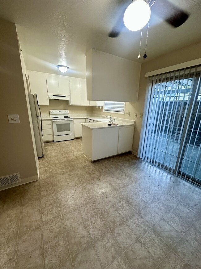 Photo - 3540 Northwood Dr.