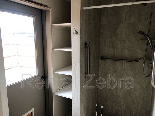 Photo - 61538 Brosterhous Road Unit C