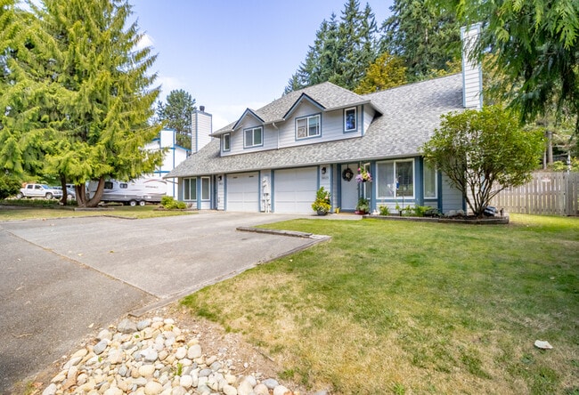 Photo - 5823 186th Ave Ct E Unidad A