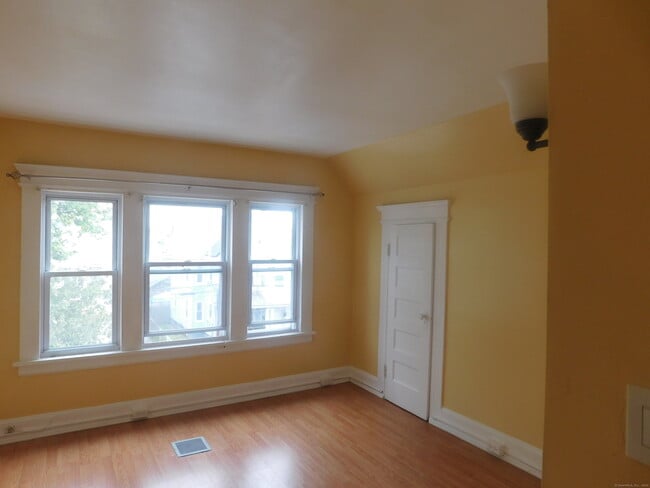 Photo - 199 Whitney Ave Unit 3
