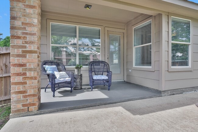 Photo - 106 Snug Harbor Dr