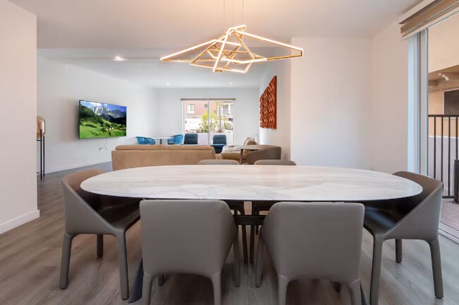 Photo - 1128 S Shenandoah St Unit 101