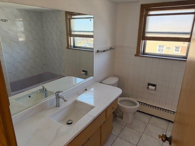 Photo - 5556 N Central Ave Unidad 3