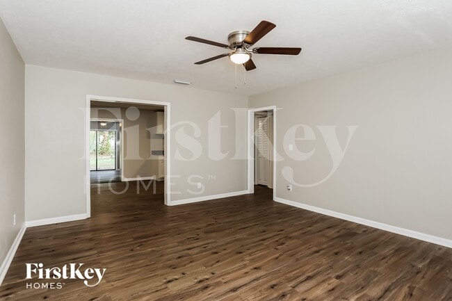 Photo - 2853 Oakcove Ln