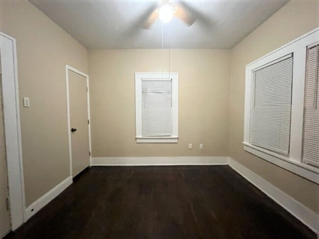 Photo - 917 NW 30th St