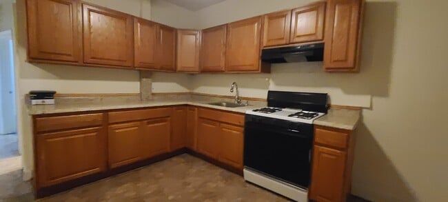 Photo - 29 ROOSEVELT Ave Unit 1