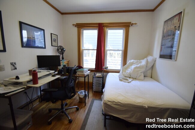 Photo - 124 Columbia St