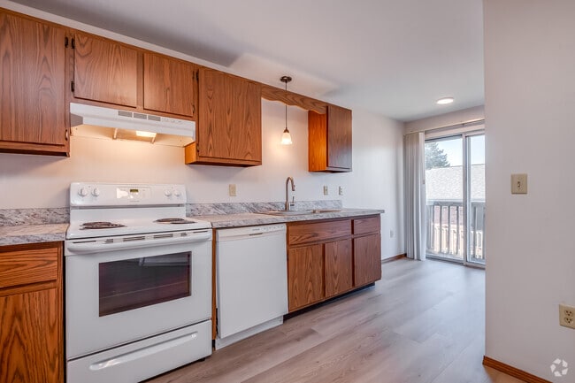 3BR, 1BA - 1,200SF - Kitchen