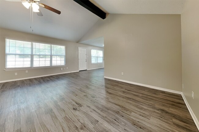 Photo - 16854 Gleneagle Dr N