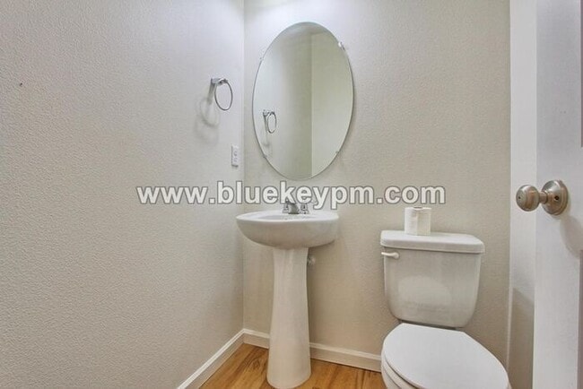 Photo - 3 Bed, 2.5 Bath Home Near Alki Road Park off NE Hazel Dell Avenue