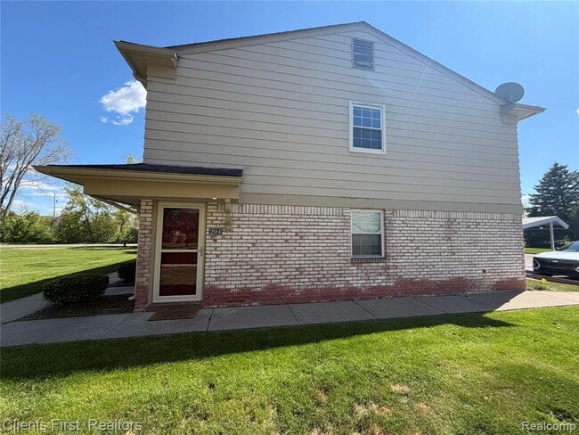 Photo - 204 Princeton Dr