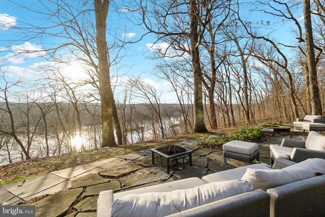 Photo - 11540 Springridge Rd