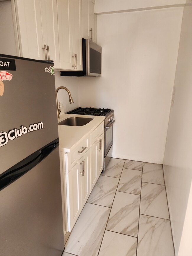 123-25 82nd Ave Unit 4