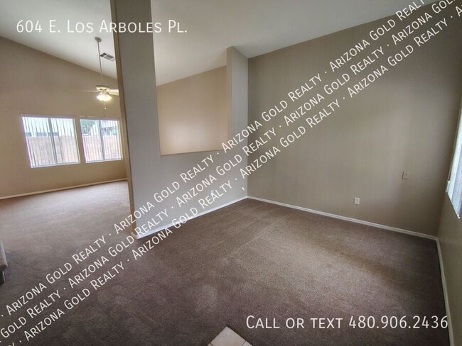 Photo - 604 E Los Arboles Pl