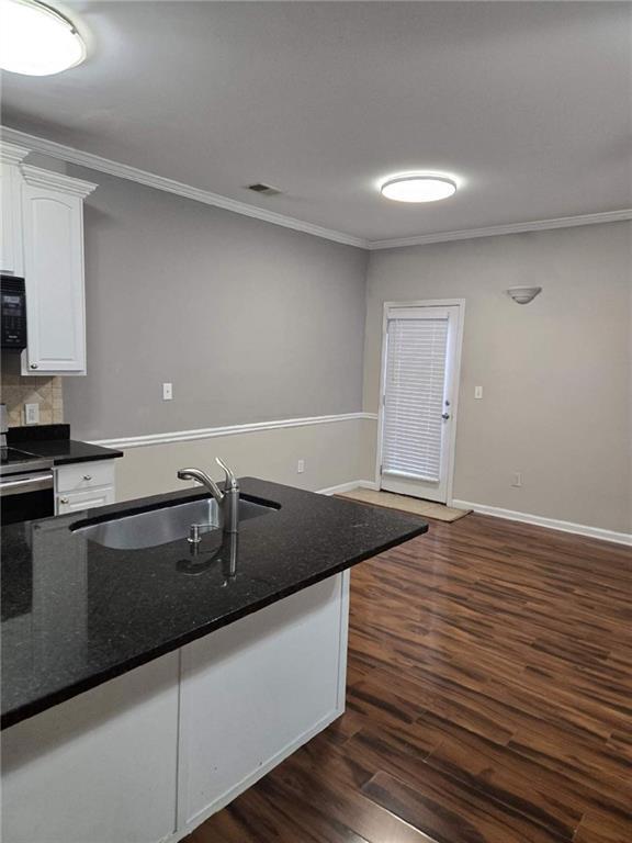 Photo - 5315 Sherwin Dr