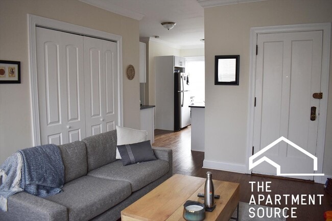 Photo - 3819 N Greenview Ave Unit 3N