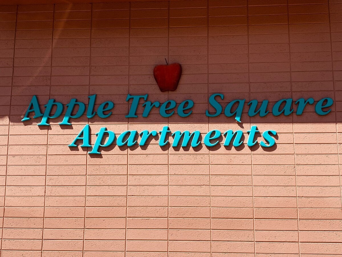 Photo - APARTMENT:  APPLE TREE SQUARE APARTMENTS-UPTOWN SEDONA