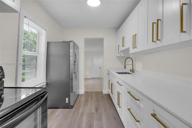 Photo - 3121 NW 60th St