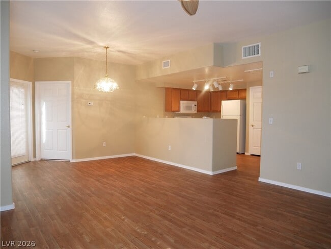 Building Photo - 9303 Gilcrease Ave Unit 1172