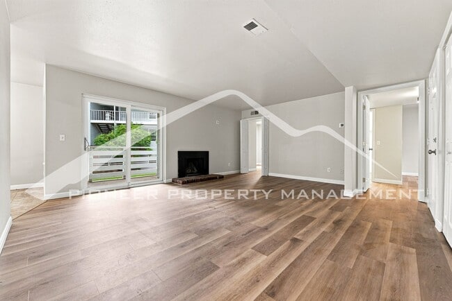 Photo - 3141 S Tamarac Dr Unit #F108