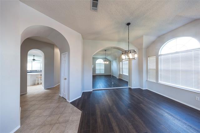Photo - 10403 Joy Dr