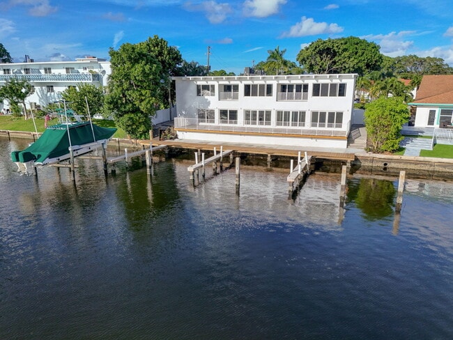 Building Photo - 624 Southwind Cir Unit 1