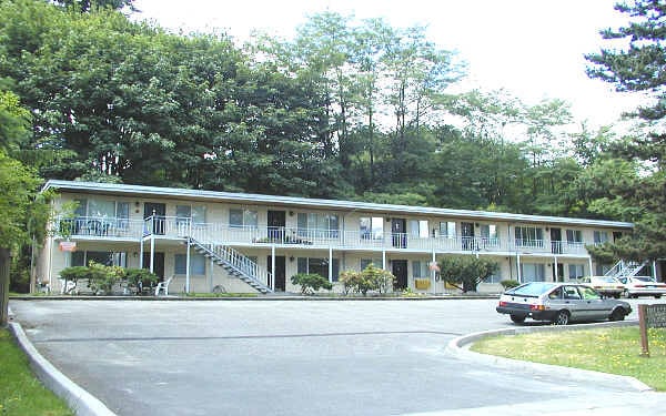 Hillside Apartments - Hillside Apartments