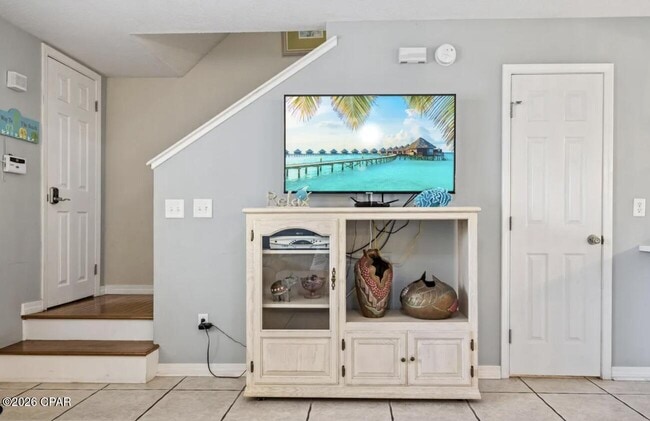 218 White Sandy Dr