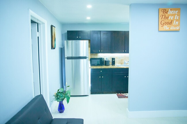 Photo - 6036 Polk St Unit 2