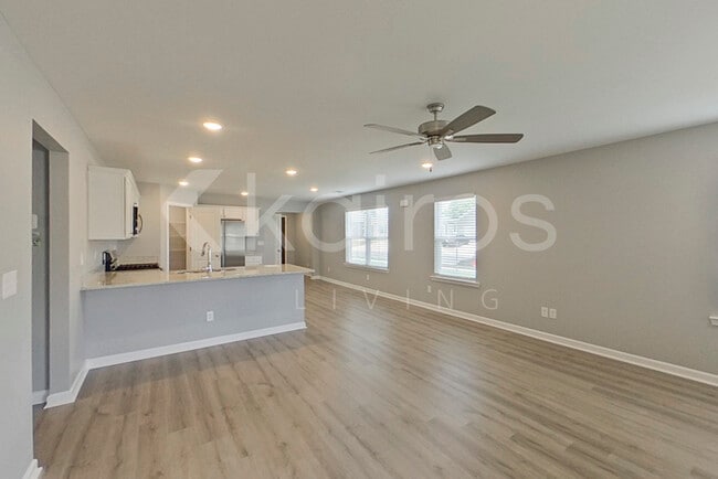 Photo - 101 Denise Dr