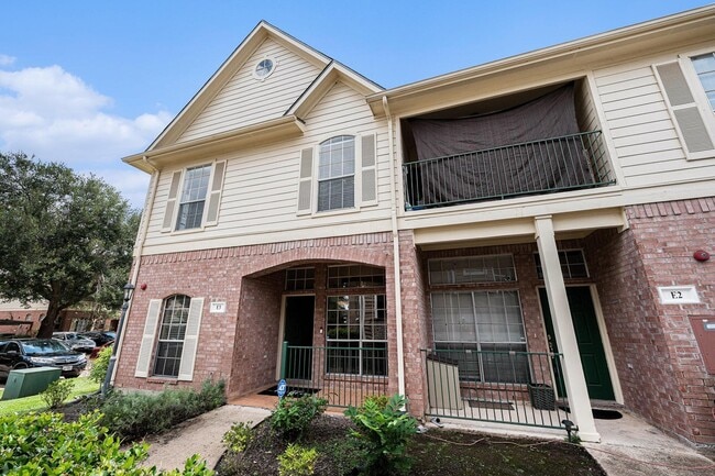 Building Photo - 2710 Grants Lake Blvd Unit E3