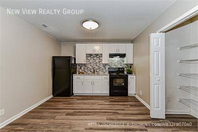 Photo - 242 Hoskins Mill Ln Unit A