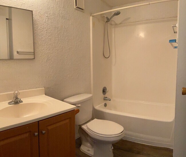 Photo - Spacious 2/1 in a great location! Call for... Unit 03-10025 - Tuscan
