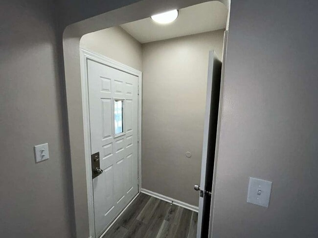 Photo - New Renovated 3 Bedroom Bungalow